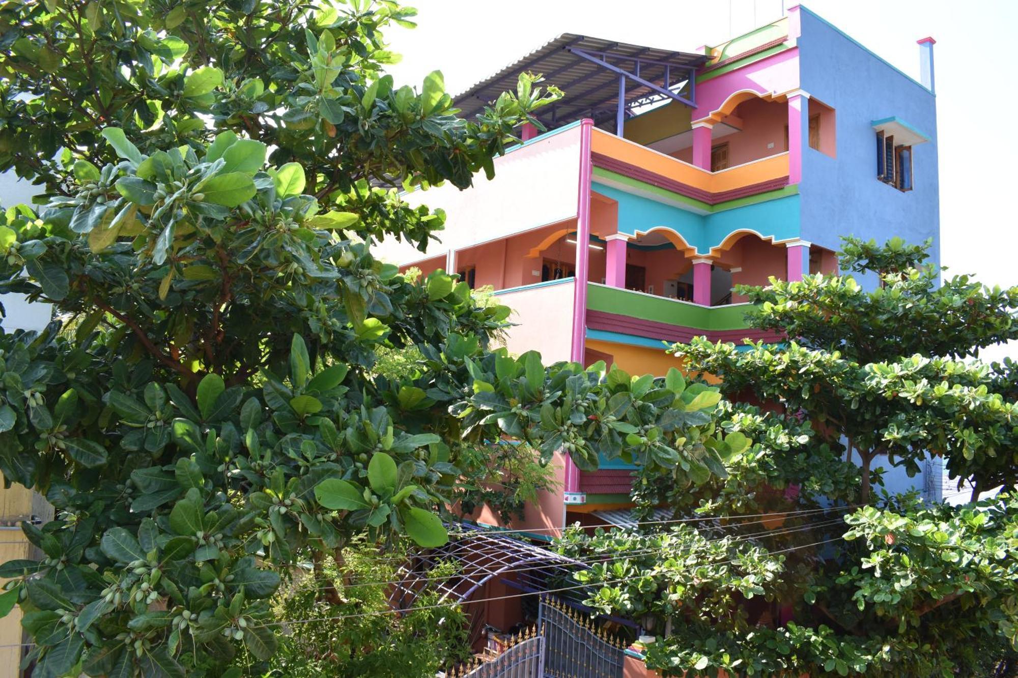 Rainbow Guest House Tiruvannāmalai Zewnętrze zdjęcie