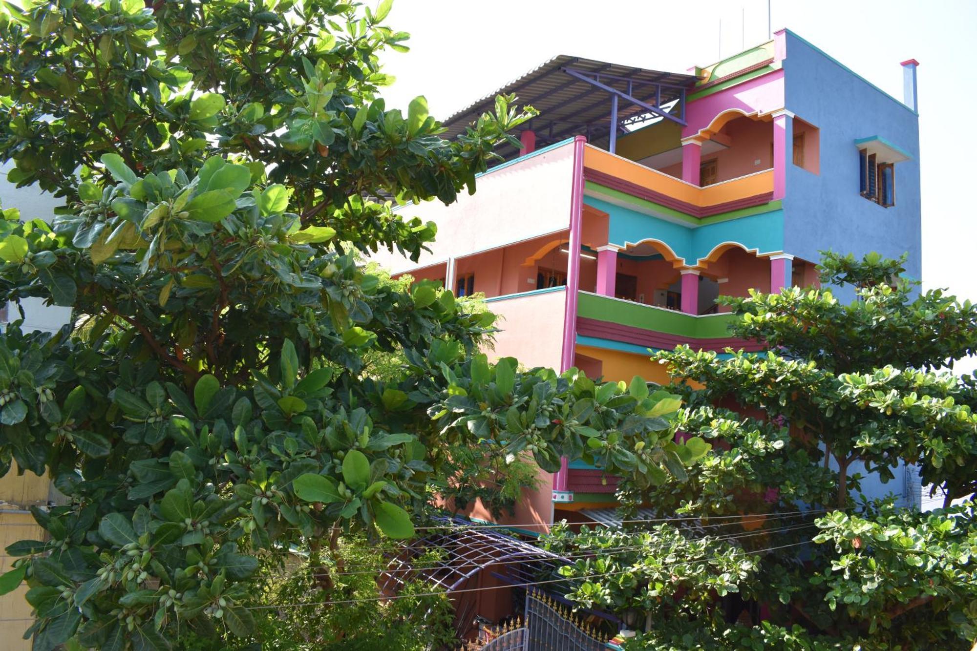 Rainbow Guest House Tiruvannāmalai Zewnętrze zdjęcie