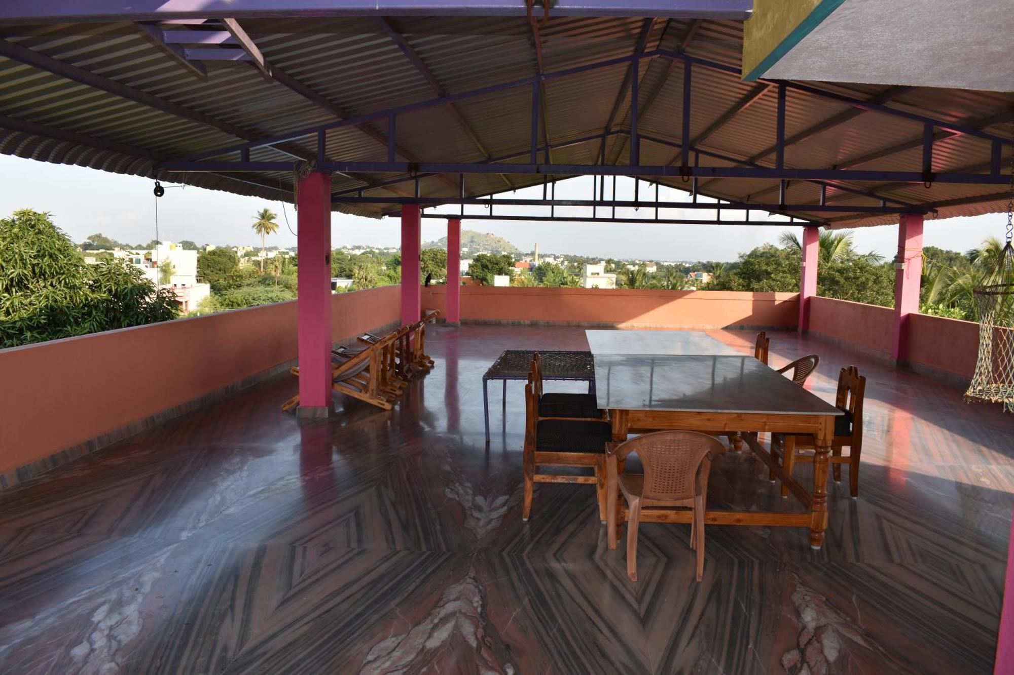 Rainbow Guest House Tiruvannāmalai Zewnętrze zdjęcie