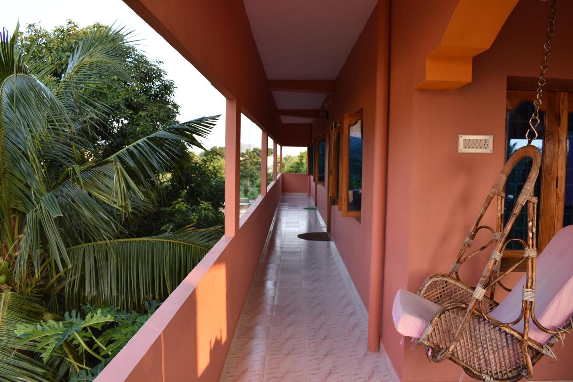 Rainbow Guest House Tiruvannāmalai Zewnętrze zdjęcie