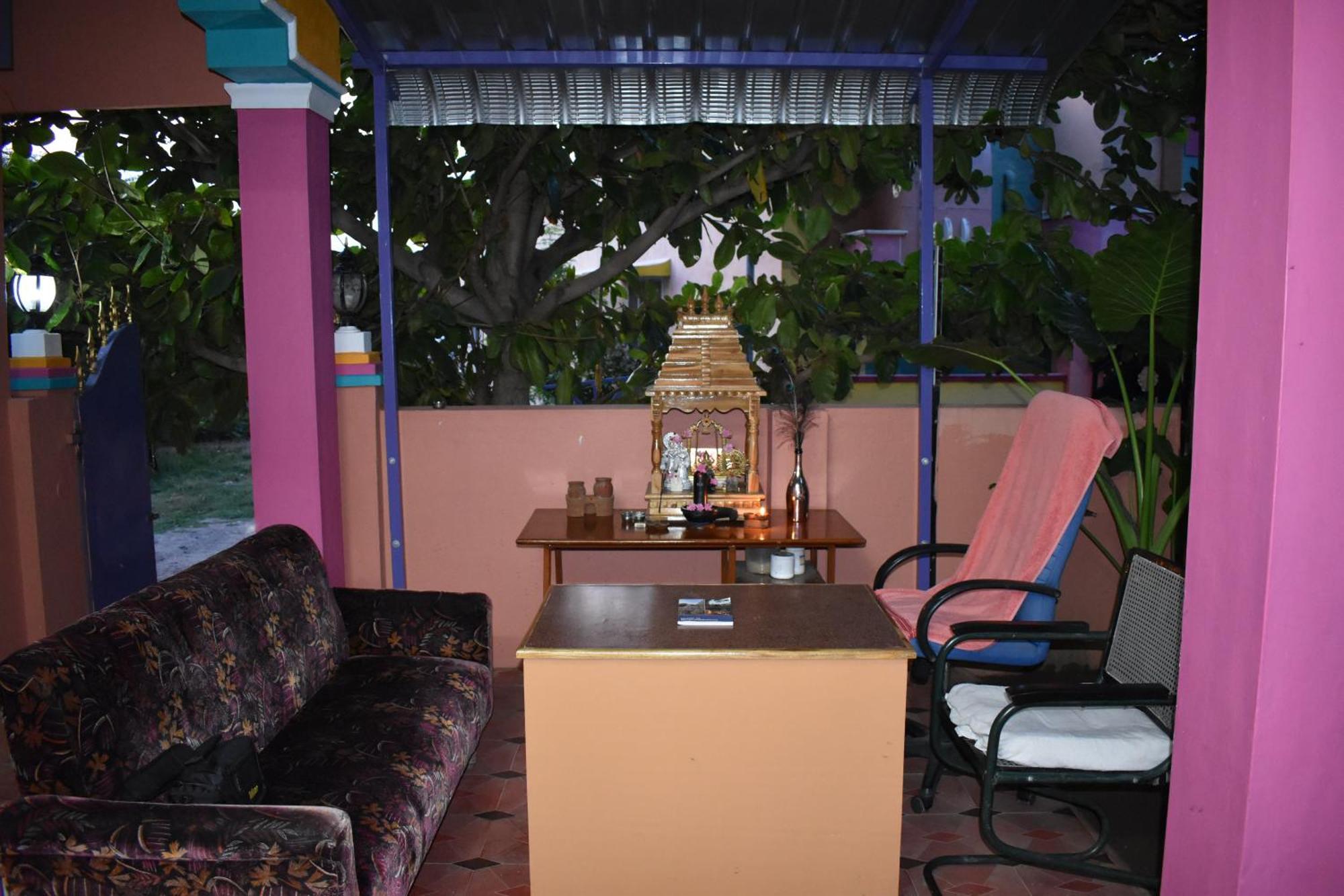 Rainbow Guest House Tiruvannāmalai Zewnętrze zdjęcie