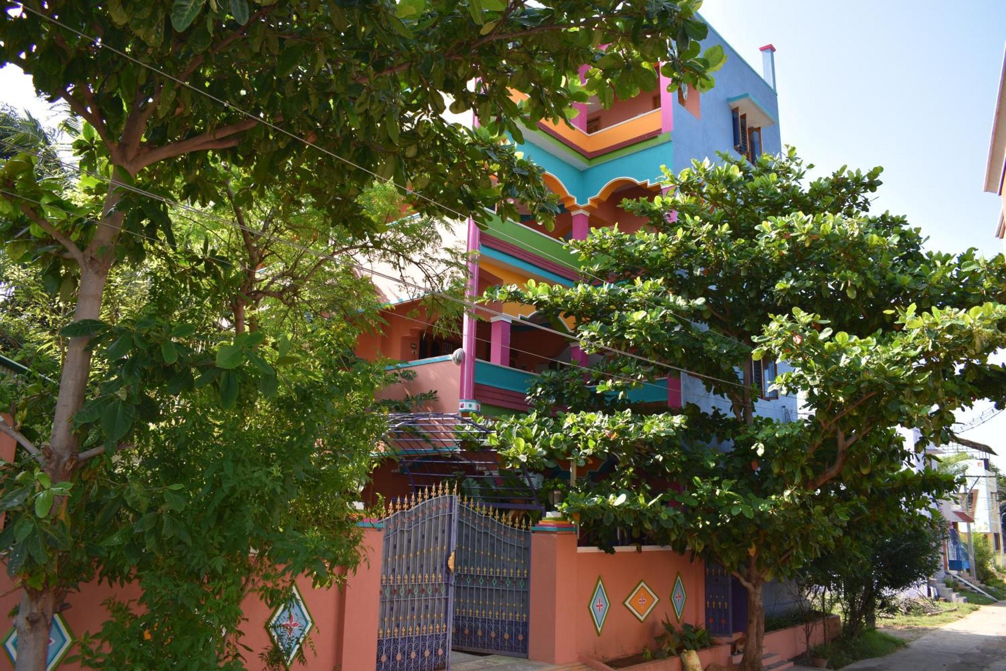 Rainbow Guest House Tiruvannāmalai Zewnętrze zdjęcie
