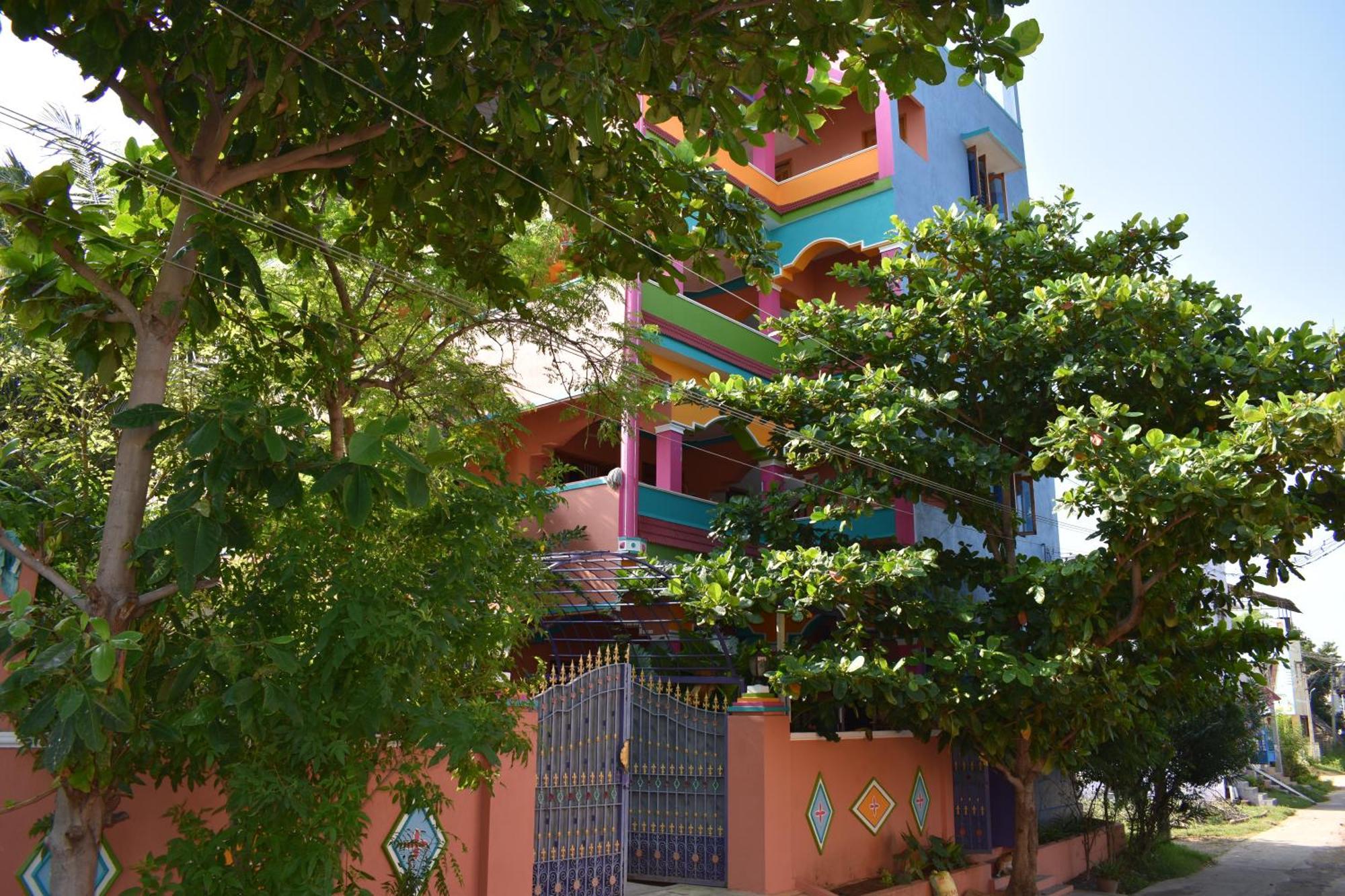 Rainbow Guest House Tiruvannāmalai Zewnętrze zdjęcie