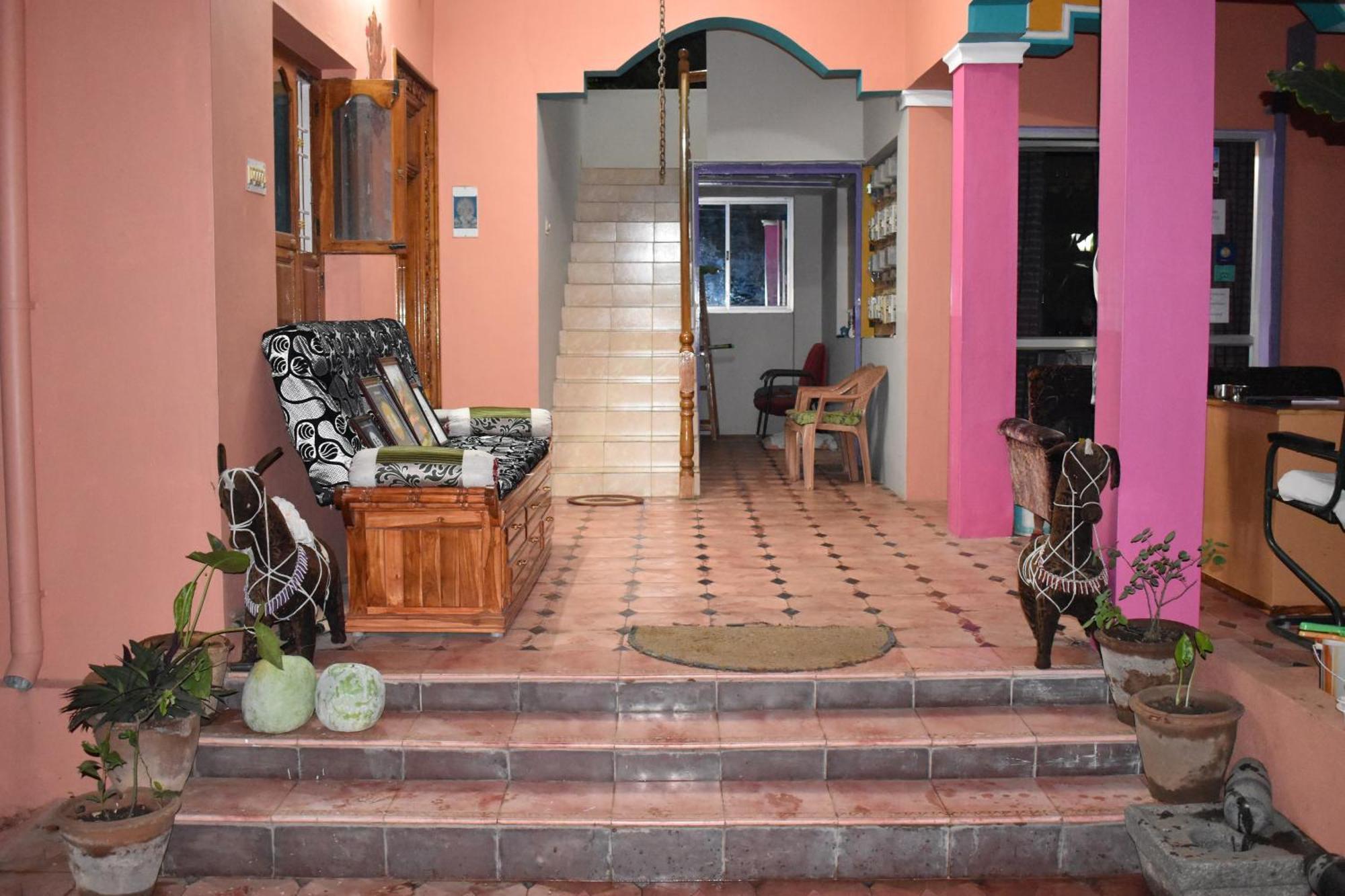 Rainbow Guest House Tiruvannāmalai Zewnętrze zdjęcie