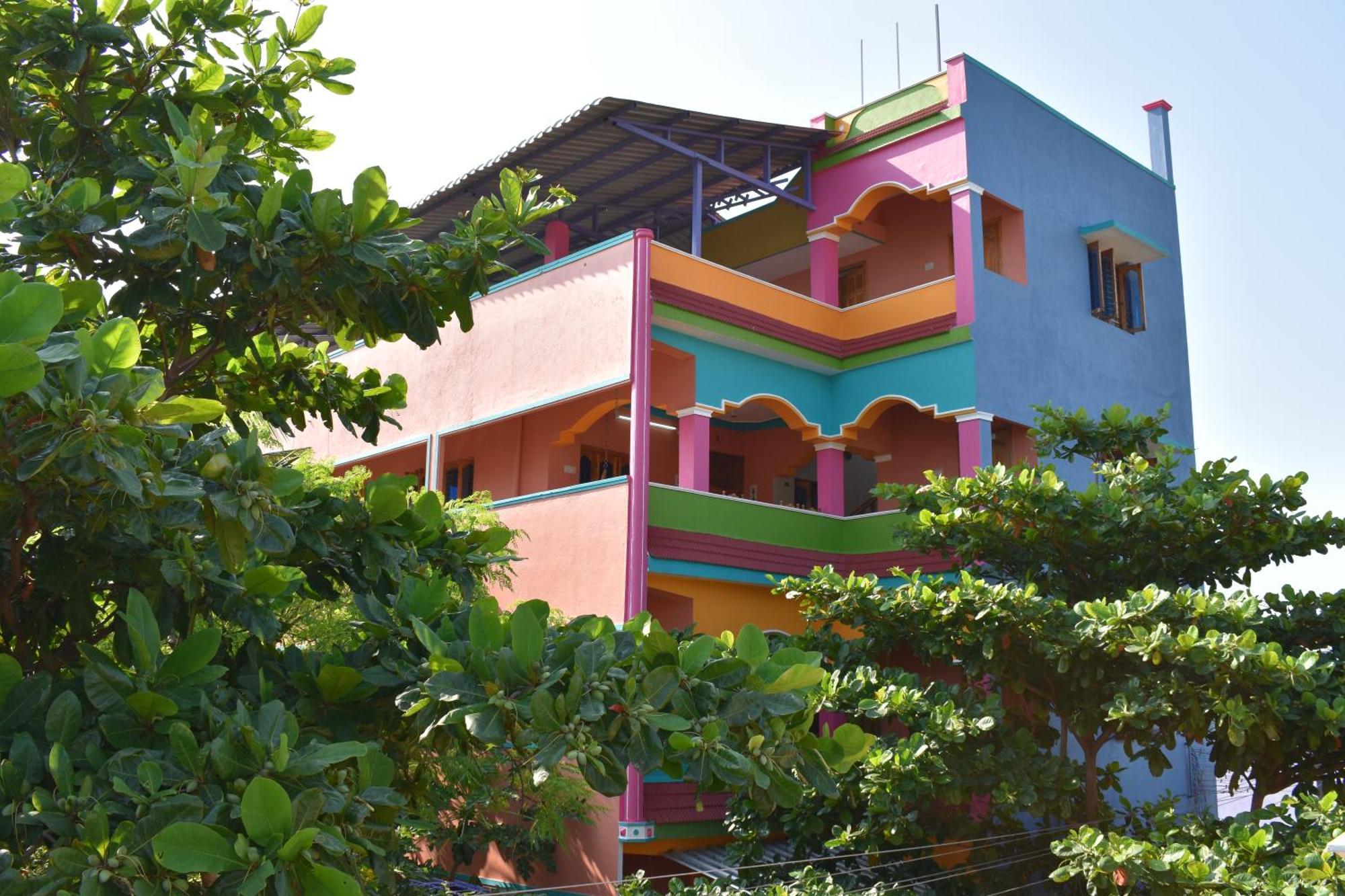 Rainbow Guest House Tiruvannāmalai Zewnętrze zdjęcie